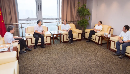 供應鏈綜合商業服務平臺邁進浙江第一站 — — 怡亞通與溫州交運集團戰略簽約